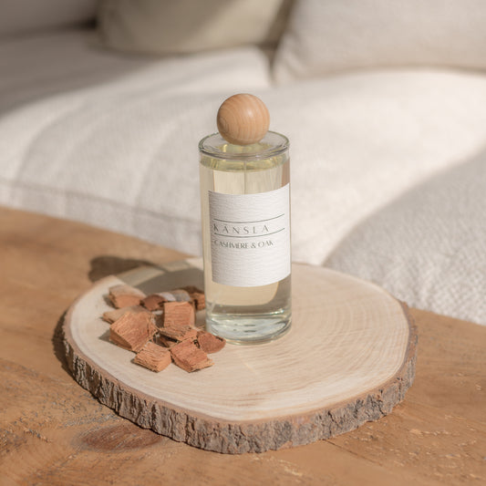 Cashmere & Oak Room Perfume