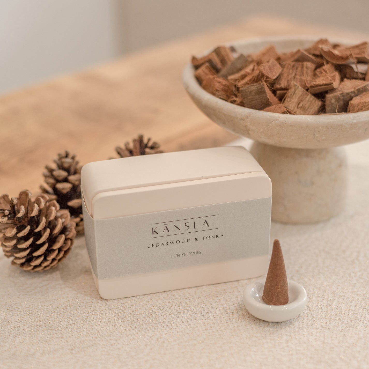 Cedarwood & Tonka Incense Cones Känsla